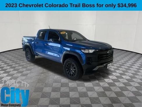 Used 2023 Chevrolet Colorado Trail Boss w/ Safety Package AWD/4WD image 1