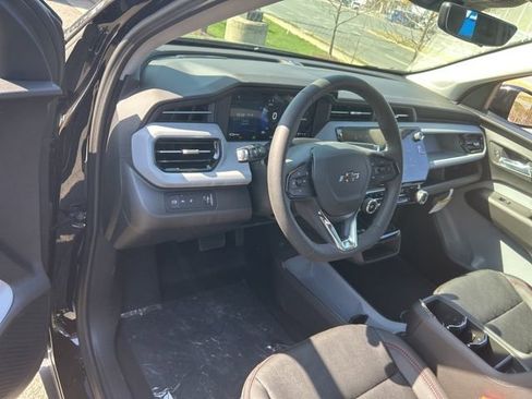 New 2027 Chevrolet Bolt RS w/ Technology Package FWD image 13
