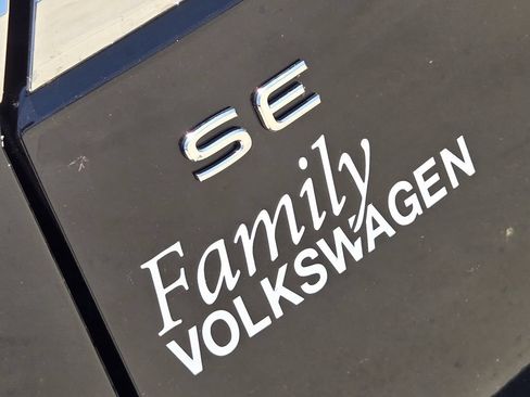 New 2026 Volkswagen Atlas SE FWD image 9