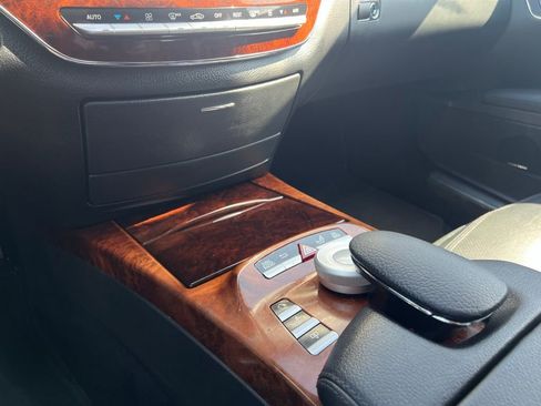 Used 2010 Mercedes-Benz S 550 image 56