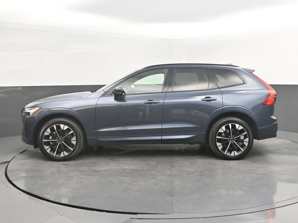 Certified 2026 Volvo XC60 B5 Plus AWD/4WD image 2