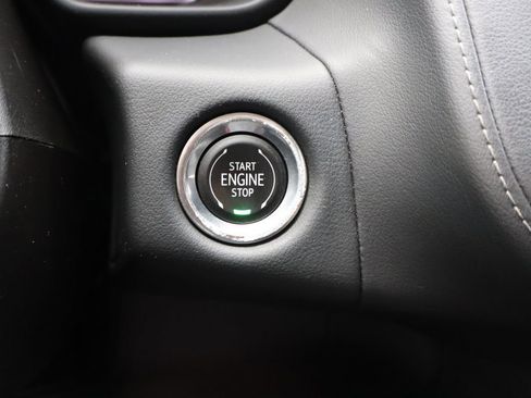 Used 2021 Chevrolet Tahoe Z71 AWD/4WD image 11