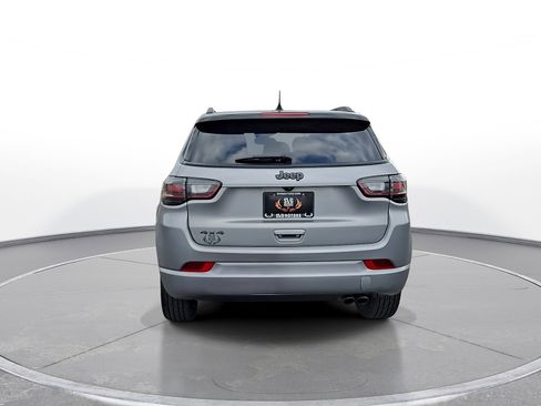 Used 2022 Jeep Compass High Altitude AWD/4WD image 7