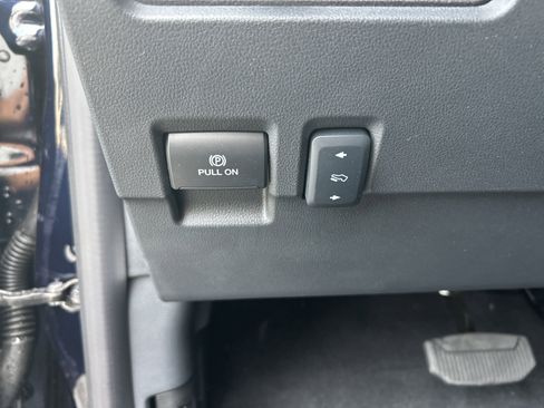 New 2025 Ford F250 Lariat w/ Lariat Ultimate Package image 27