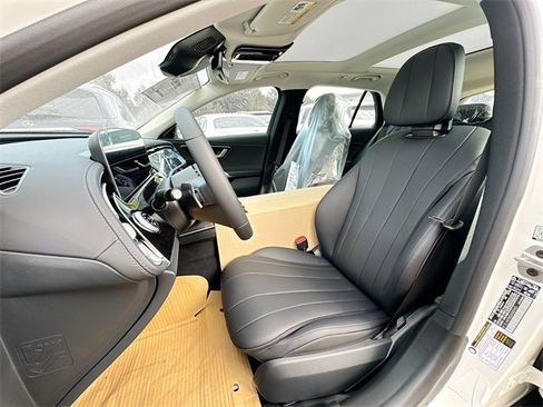 New 2025 Mercedes-Benz E 450 4MATIC All-Terrain Wagon image 4