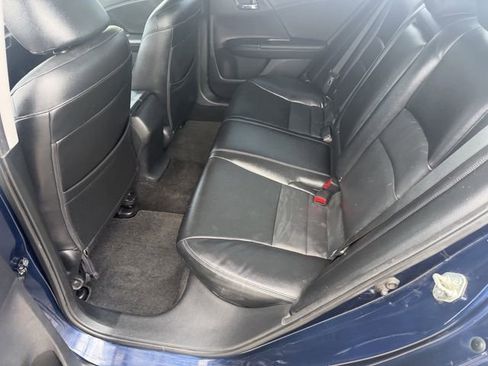 Used 2015 Honda Accord Sport image 21