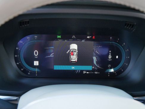 Used 2023 Volvo XC60 B5 Ultimate image 14