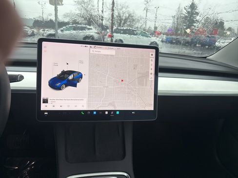 Used 2021 Tesla Model 3 Long Range image 14