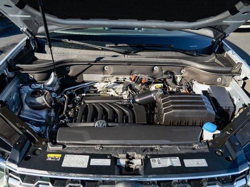 Used 2019 Volkswagen Atlas SEL R-Line image 31