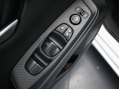 Used 2024 Nissan Sentra SV FWD image 19