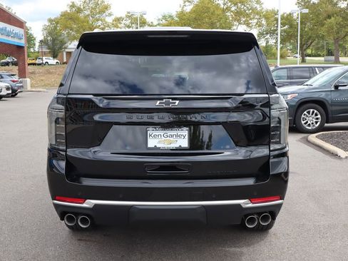 New 2025 Chevrolet Suburban Premier image 37
