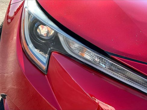 Used 2020 Toyota Corolla LE image 25