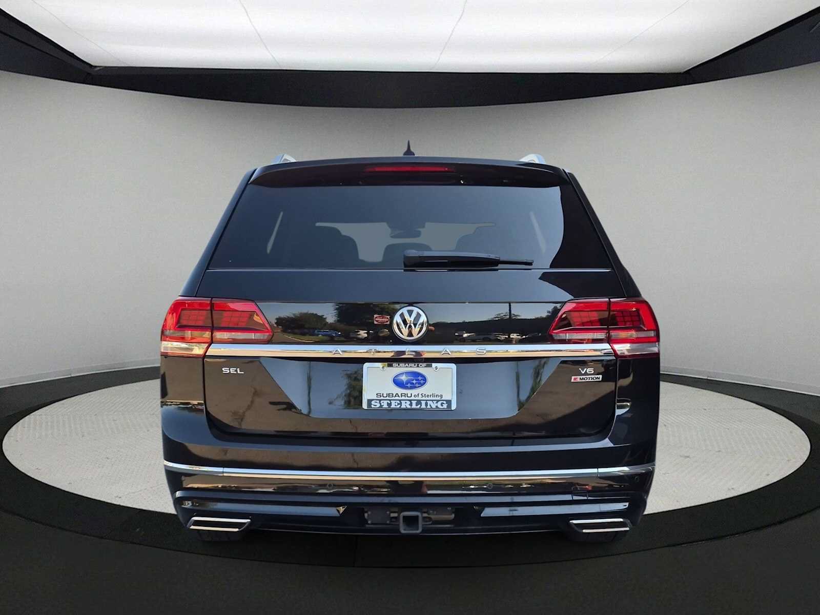 Used 2019 Volkswagen Atlas SEL R-Line AWD/4WD image 7