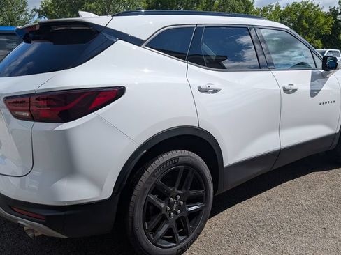 Used 2024 Chevrolet Blazer LT AWD/4WD image 4