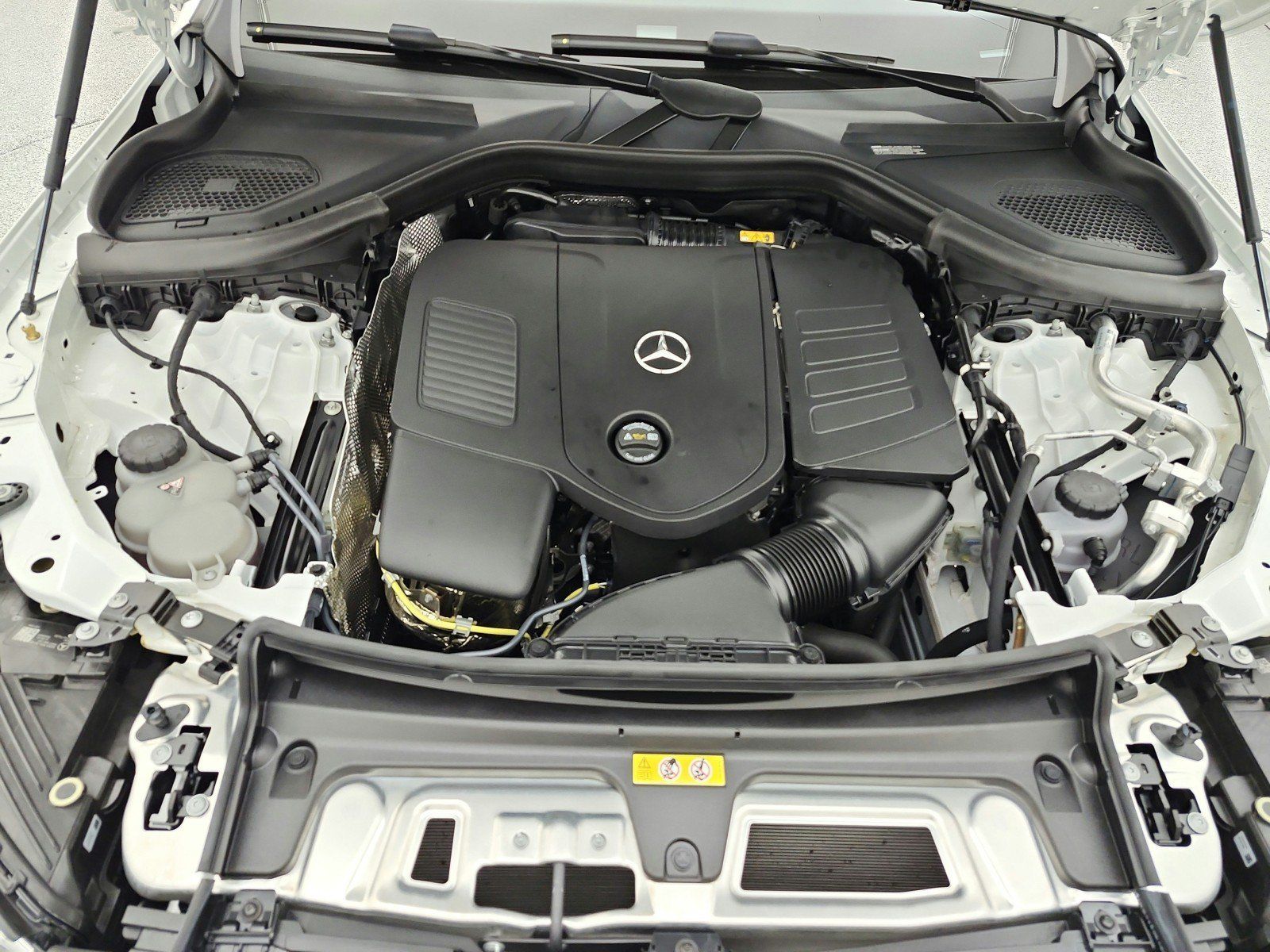 Certified 2026 Mercedes-Benz GLC 300 4MATIC image 17