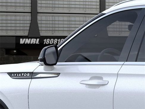 New 2026 Lincoln Aviator Reserve w/ Luxury Package image 20