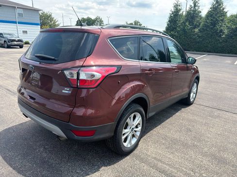 Used 2018 Ford Escape SE AWD/4WD image 5