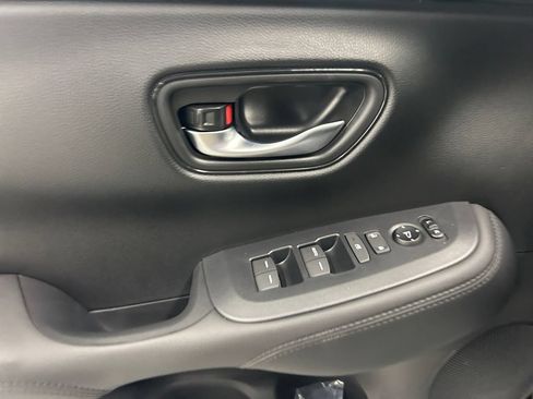 New 2027 Honda HR-V LX image 16