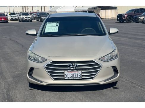 Used 2017 Hyundai Elantra SE FWD image 10