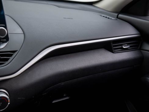 Used 2020 Nissan Altima 2.5 S image 25