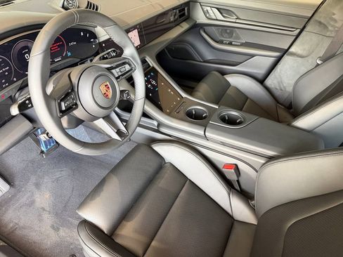 New 2026 Porsche Taycan GTS AWD/4WD image 4