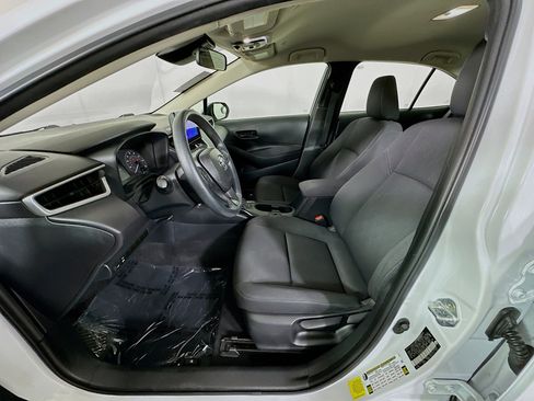Used 2024 Toyota Corolla LE FWD image 12