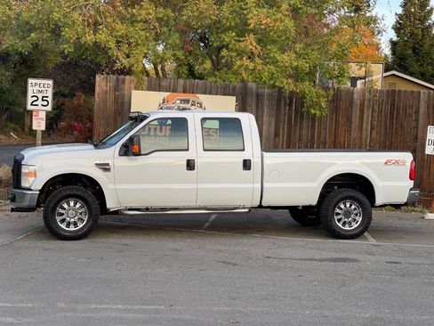 Used 2008 Ford F250 FX4 image 2
