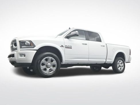 Used 2018 RAM 2500 Laramie w/ Sport Appearance Group AWD/4WD image 31