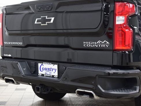 Used 2024 Chevrolet Silverado 1500 High Country w/ Technology Package image 22