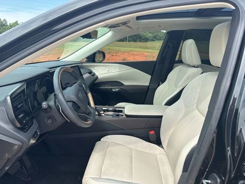 Used 2023 Lexus RX 350 AWD w/ Cold Area Package image 10