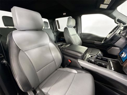 Used 2022 Ford F150 Lightning Lariat image 60