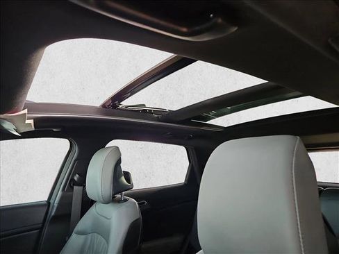 Used 2023 Kia Sportage X-Pro image 16