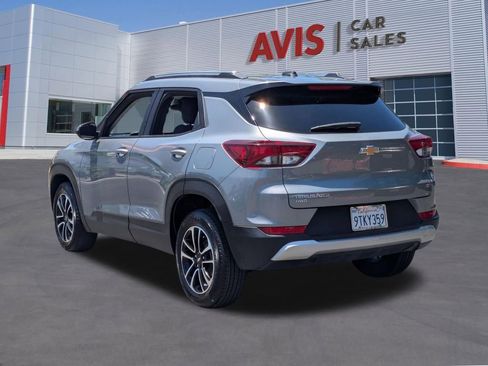 Used 2025 Chevrolet TrailBlazer LT AWD/4WD image 7