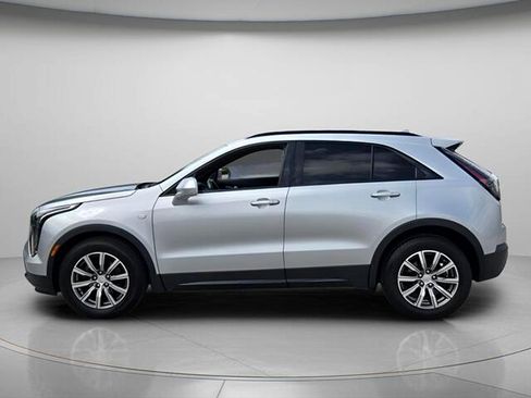 Used 2019 Cadillac XT4 Sport FWD image 3