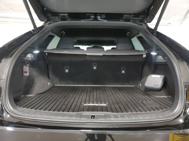 Used 2025 Lexus RX 350 Premium w/ Accessory Package AWD/4WD image 9
