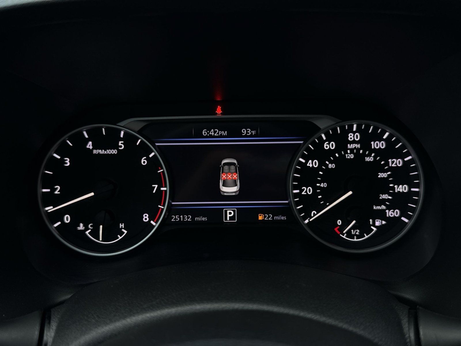Used 2025 Nissan Sentra SR FWD image 17
