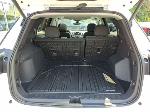 Used 2023 Chevrolet Equinox LT AWD/4WD image 27