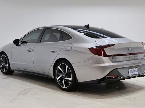 Used 2021 Hyundai Sonata SEL Plus w/ Tech Package FWD image 5