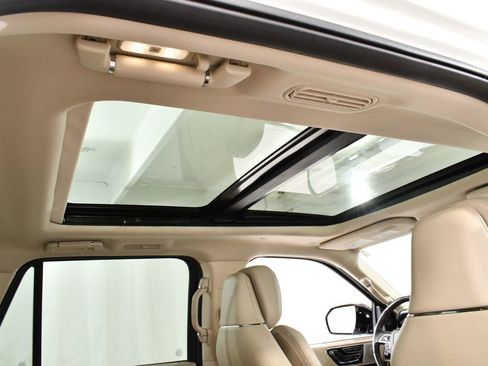 Used 2020 Lincoln Navigator Reserve w/ Luxury Package AWD/4WD image 18