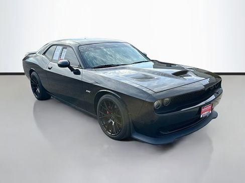 Used 2011 Dodge Challenger SRT8 image 3