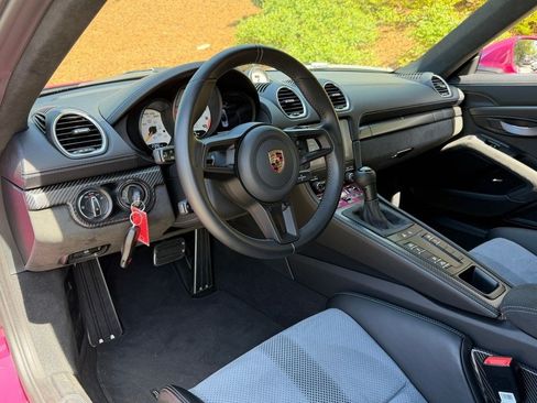 Used 2024 Porsche 718 Boxster Spyder RS w/ Light Design Package RWD image 17