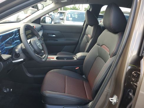 New 2026 Nissan Kicks SR image 15