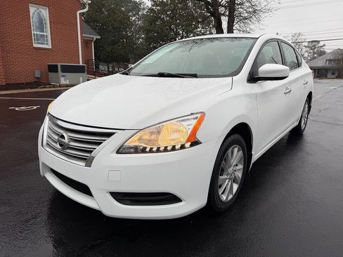 Used 2015 Nissan Sentra SV w/ Style Package image 2