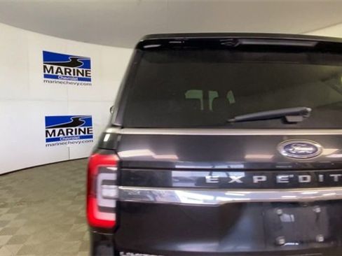 Used 2024 Ford Expedition Limited image 9