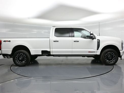Certified 2024 Ford F250 Platinum AWD/4WD image 27