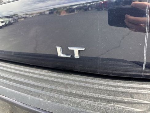 Certified 2024 Chevrolet Suburban LT AWD/4WD image 11