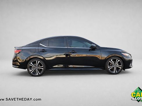 Used 2020 Nissan Sentra SR w/ Electronics Package FWD image 9
