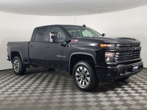 New 2026 Chevrolet Silverado 2500 Custom image 2