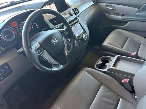 Used 2016 Honda Odyssey Touring image 11