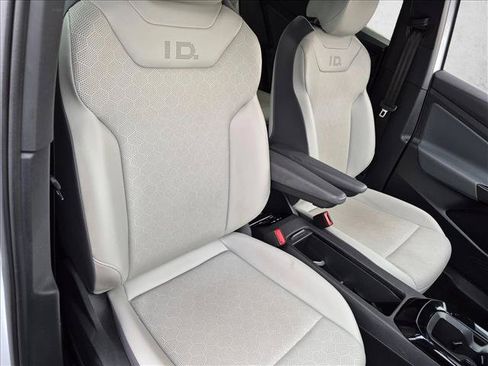 Used 2022 Volkswagen ID.4 Pro S RWD image 19